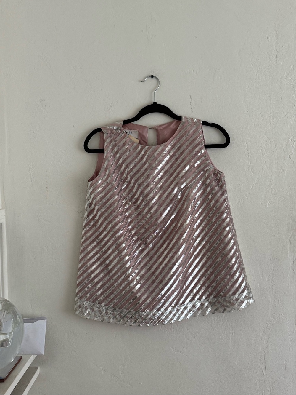 Vintage 80s Jori California pink metallic shimmery top with silver stripes